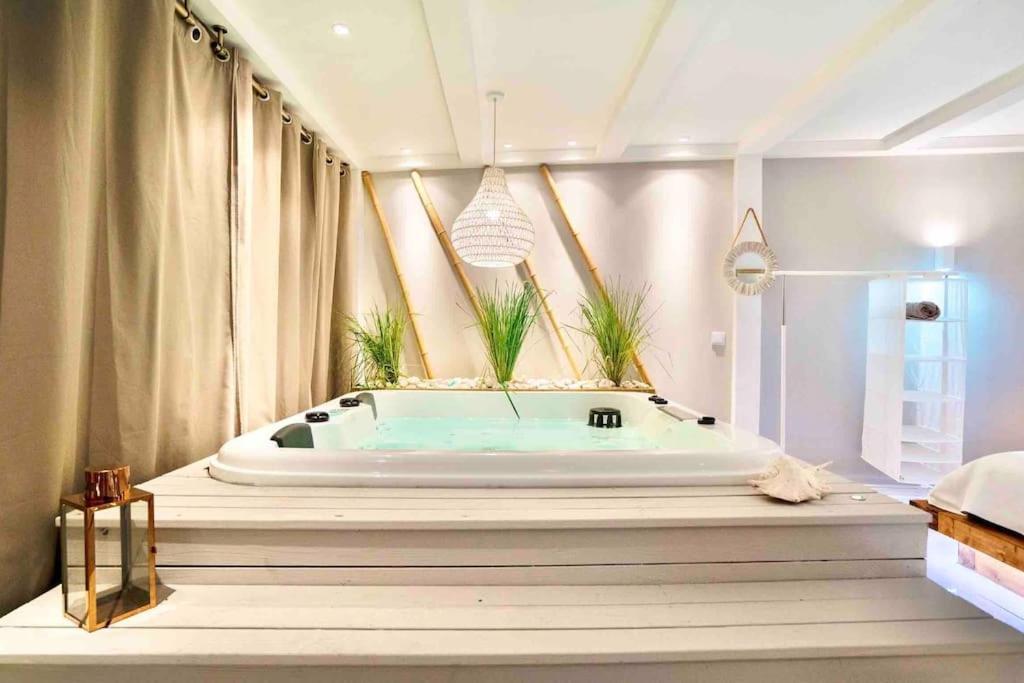 Luxuryvilla With Private Heated Pool And Spa 7P Quarteira Εξωτερικό φωτογραφία